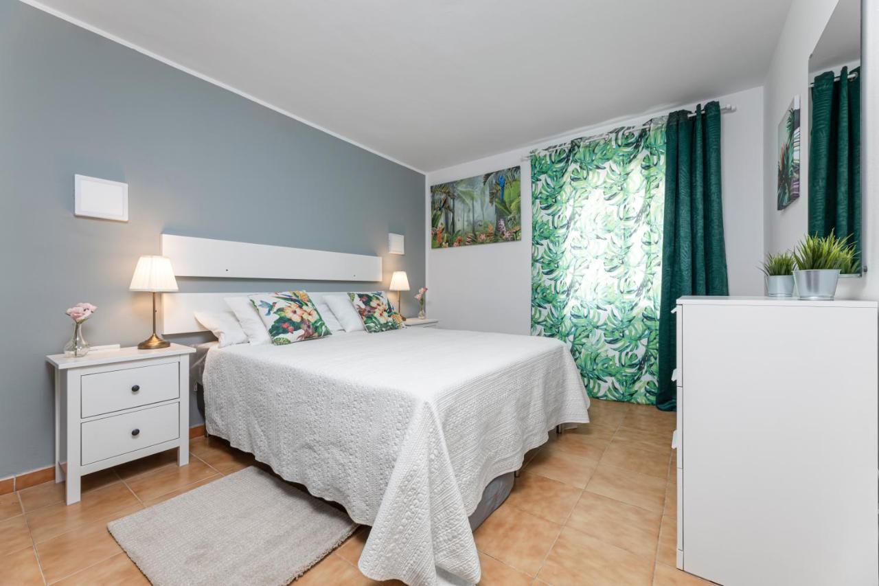 The Colors House, 646 Y 524 - Private