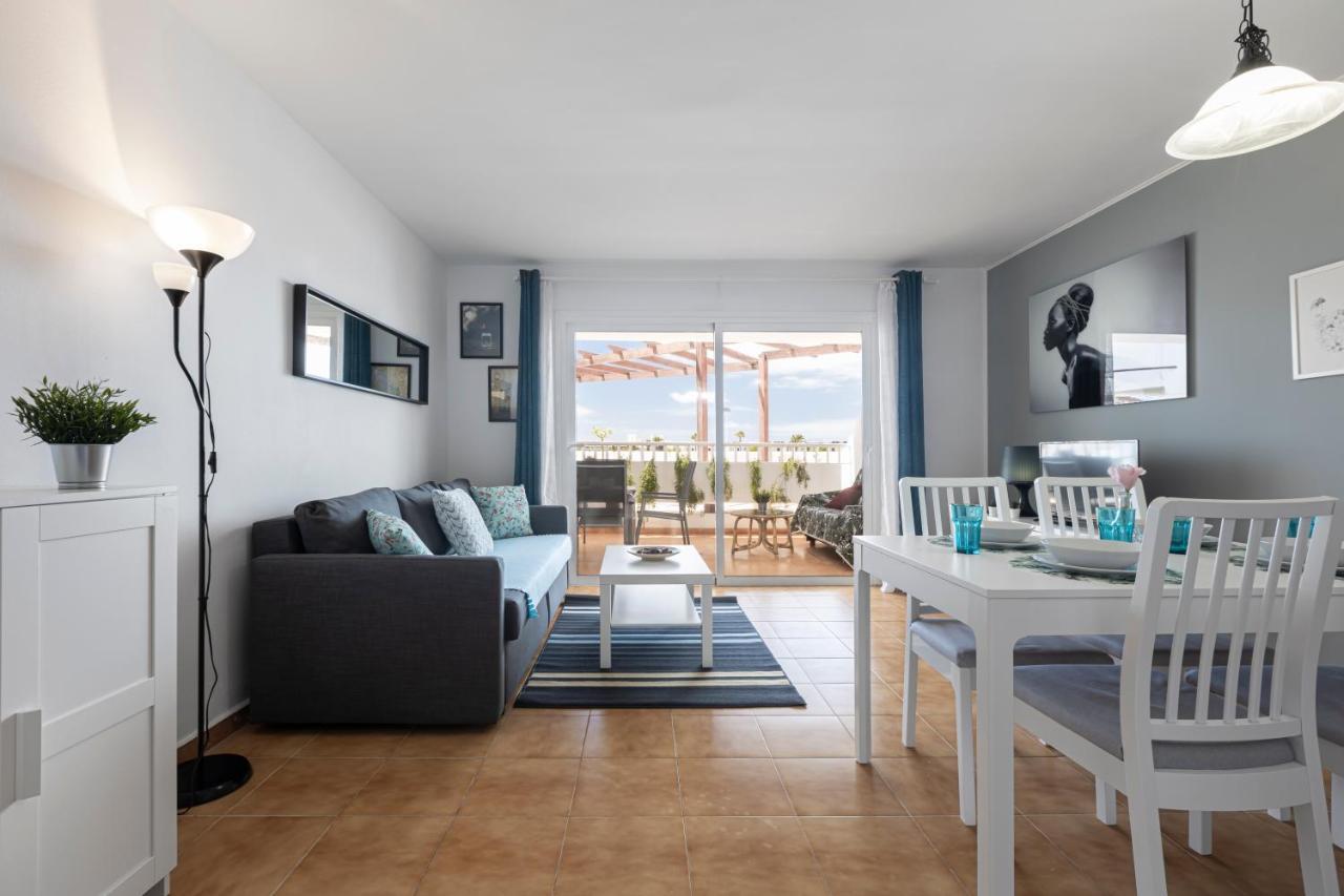 The Colors House, 646 Y 524 - Private